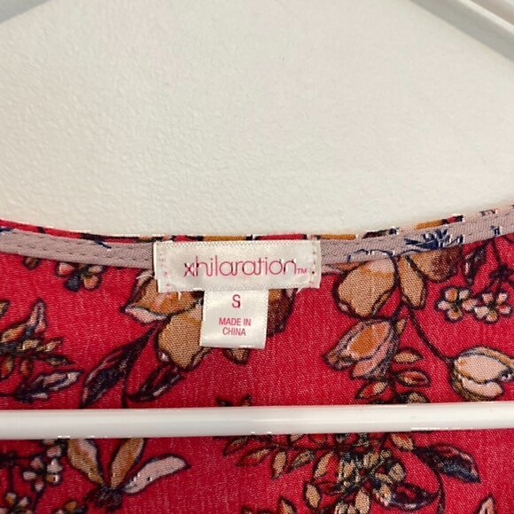 XHILARATION Coral Red Multi Floral Long Bell Flare Sleeve Wrap Surplice Romper S - Picture 4 of 12